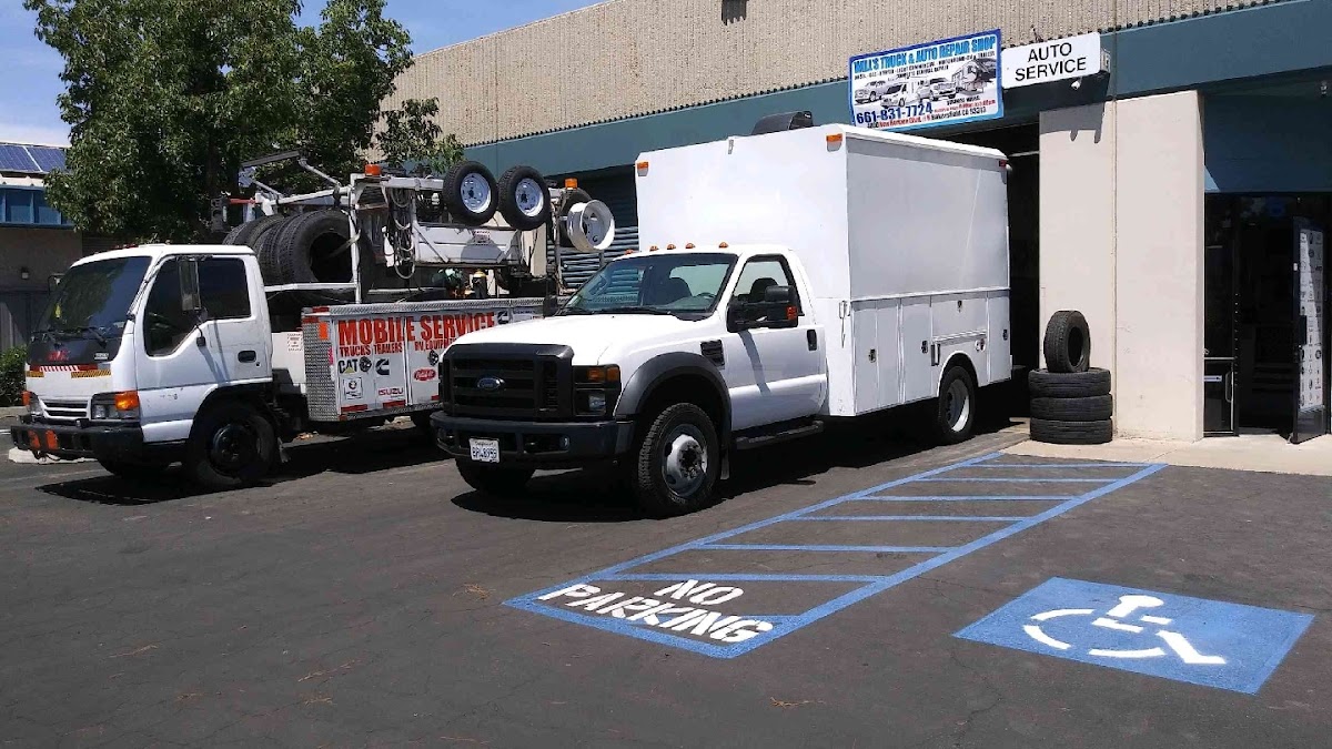 Fleet truck maintenance shop